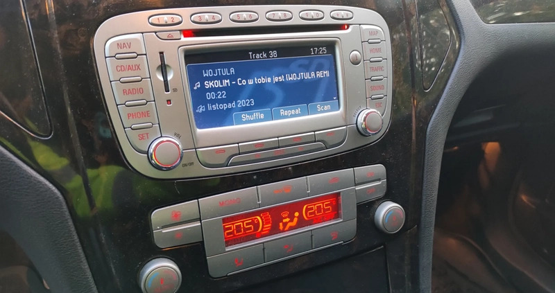 Ford Mondeo cena 14000 przebieg: 158000, rok produkcji 2009 z Radłów małe 154